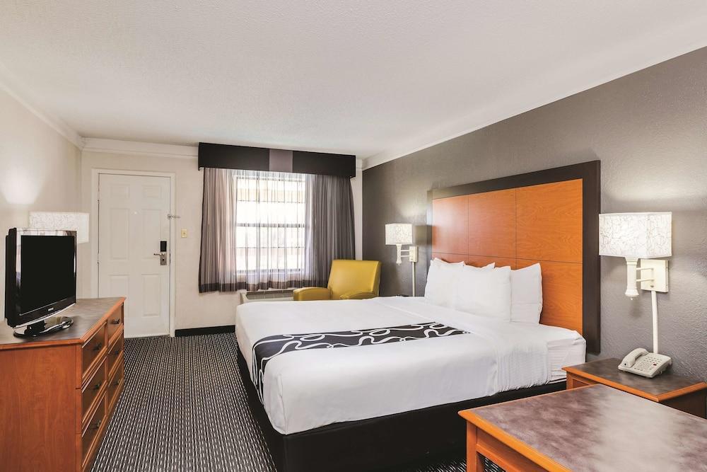 Travelodge By Wyndham El Paso - Airport Exterior foto