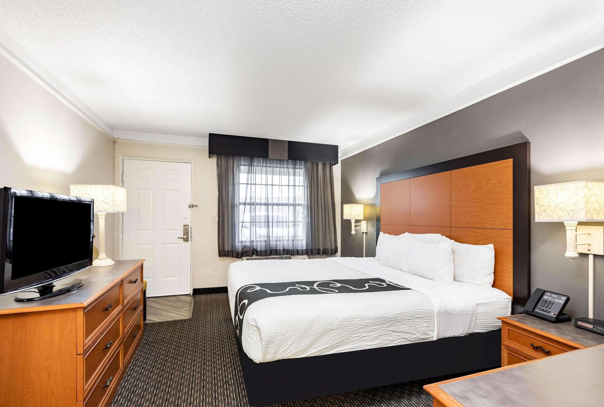 Travelodge By Wyndham El Paso - Airport Exterior foto