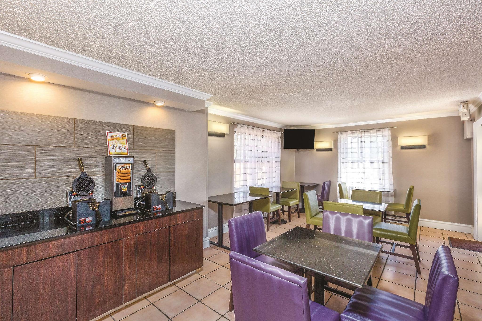 Travelodge By Wyndham El Paso - Airport Exterior foto