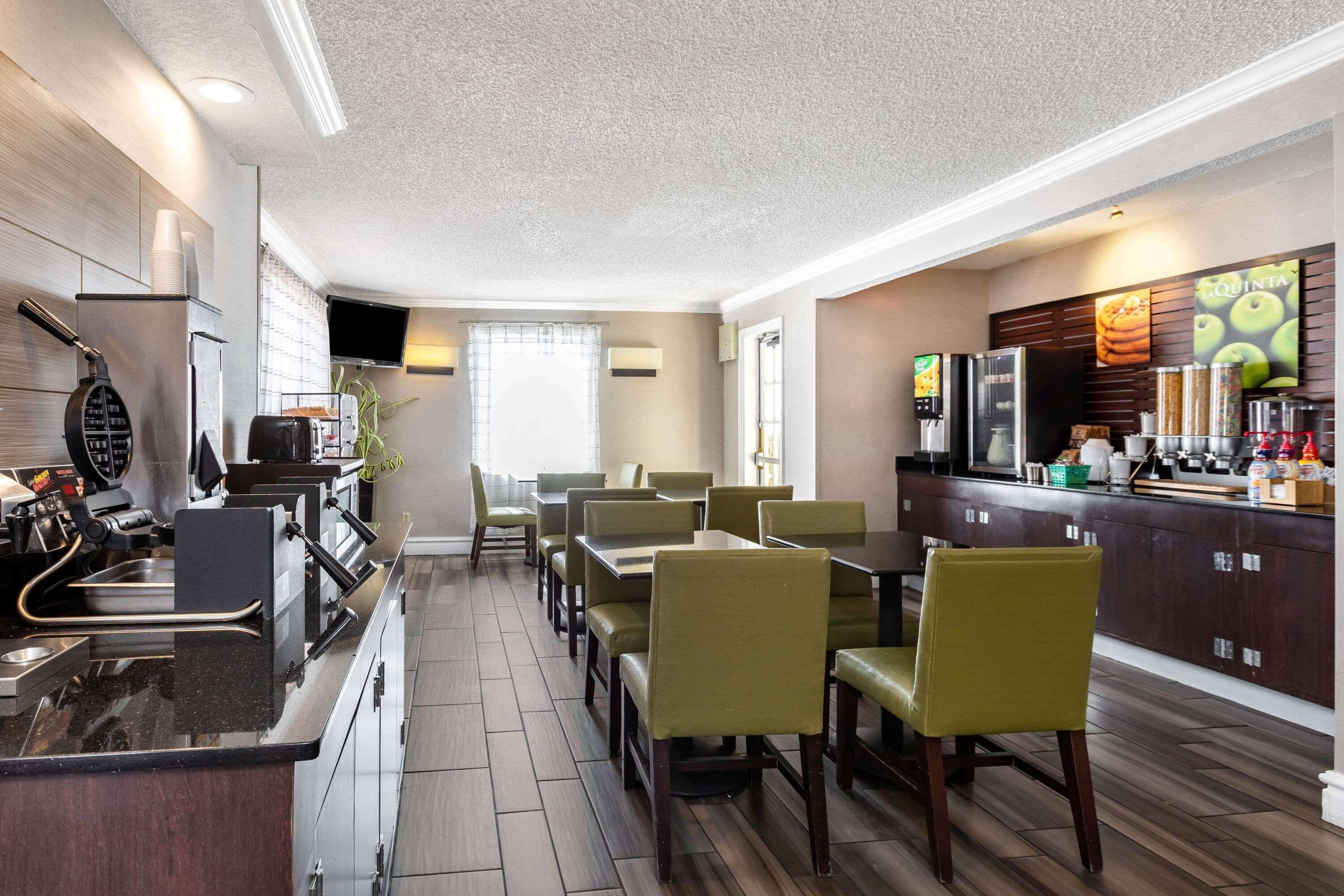Travelodge By Wyndham El Paso - Airport Exterior foto